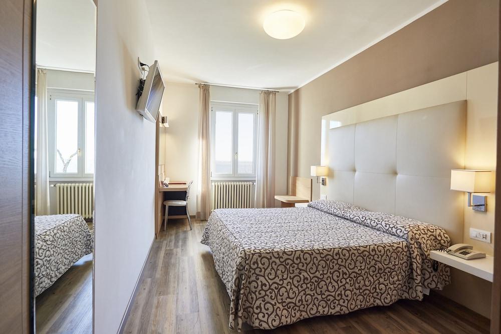 Europa Hotel